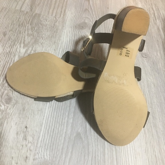 High heel sandals brown - French brand - Picture 3 of 4